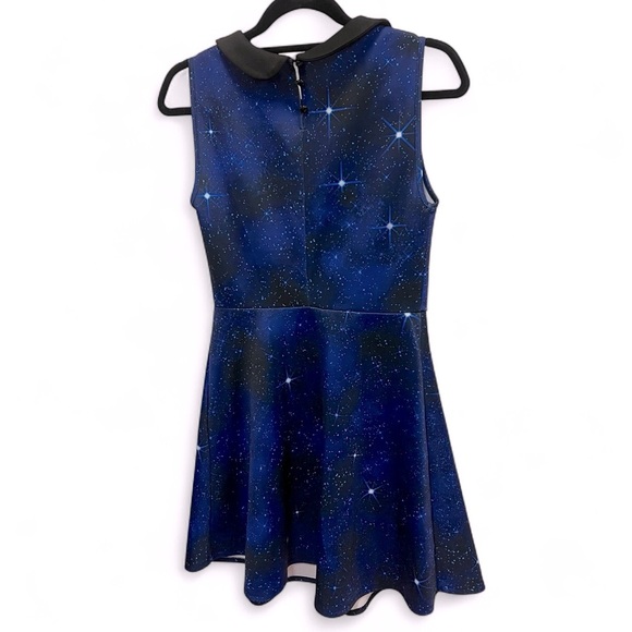 Hot topic Doctor Who sleeveless fit and flare galaxy dress size medium - Picture 13 of 13